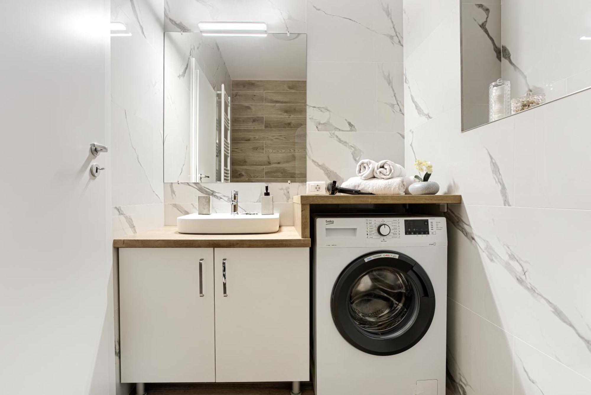 Ari Navy Apartment - High-End Residence Αράντ Εξωτερικό φωτογραφία